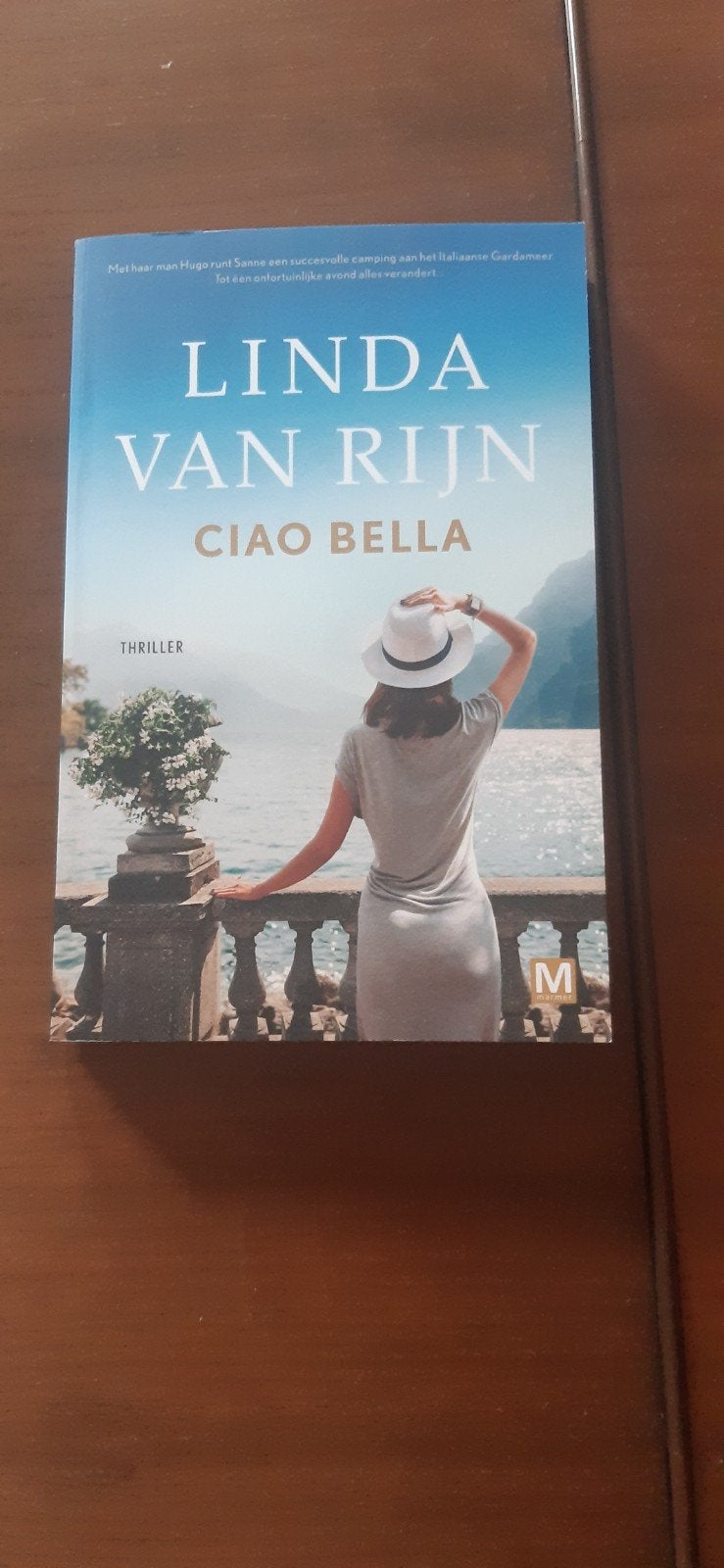 Vakantie thrillers Linda van Rijn 2x Ciao Bella, Bloedkoraal, Linda van Rijn, Ophalen of Verzenden, Zo goed als nieuw, Nederland