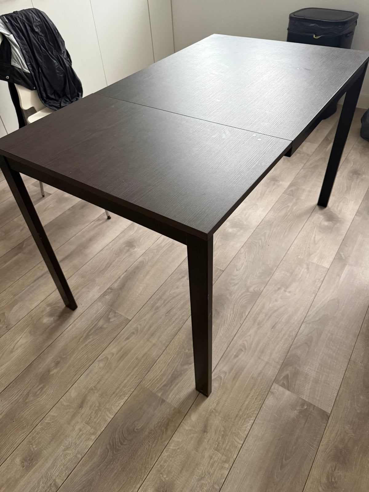 Donkere uitschuifbare tafel ikea, Ophalen, Zo goed als nieuw, Rechthoekig, 50 tot 100 cm