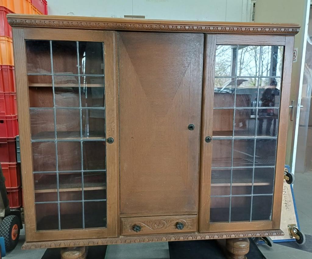 Vintage kast voorzien van raampjes, Antiek en Kunst, Ophalen