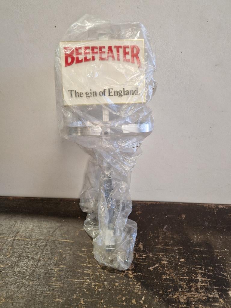 Nog nieuw fleshouder Beefeater gin, Verzamelen, Ophalen of Verzenden, Nieuw, Gebruiksvoorwerp