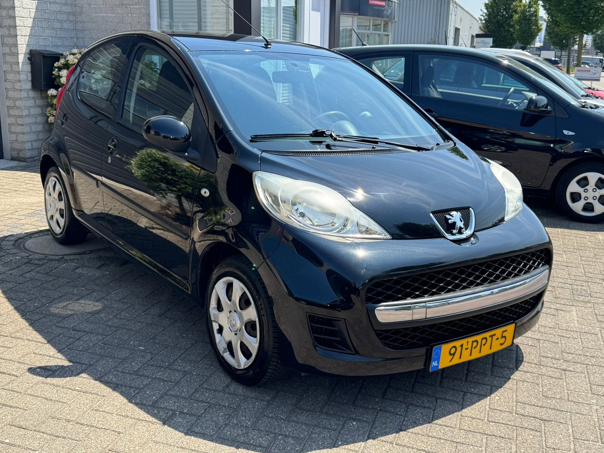 Peugeot 107 1.0-12V Urban Move, Voorwielaandrijving, Stof, Gebruikt, 4 stoelen