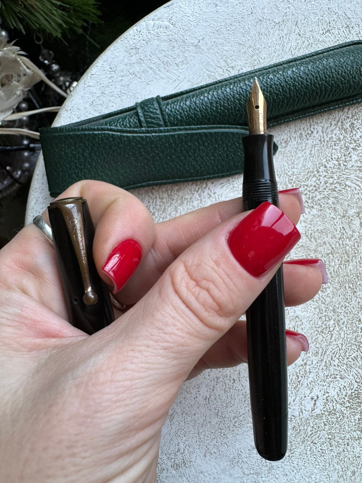 Vintage Parker duofold black fountain pen- 14 k gold nib, Verzenden, Gebruikt, Vulpen, Parker