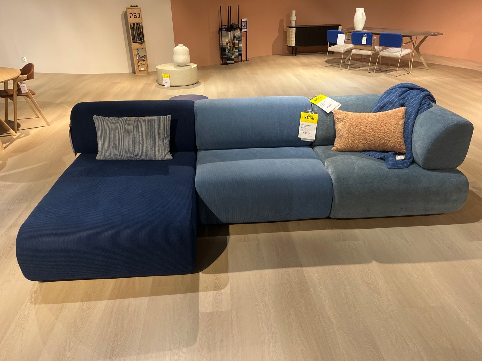 Modulaire elementenbank Juul - Piet Klerkx showroommodel, Huis en Inrichting, Ophalen, Zo goed als nieuw, Stof, Eén