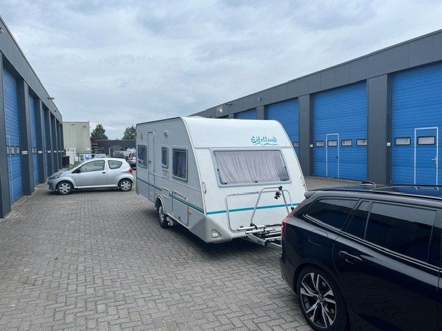 Eifelland Holiday 460, Caravans en Kamperen, Rondzit, Schokbreker, 750 - 1000 kg, Tot en met 4