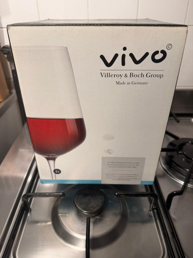 Vivo by Villeroy & Boch, Rode wijnglazen (4 stuks), Ophalen, Glas of Glazen, Overige stijlen, Glas