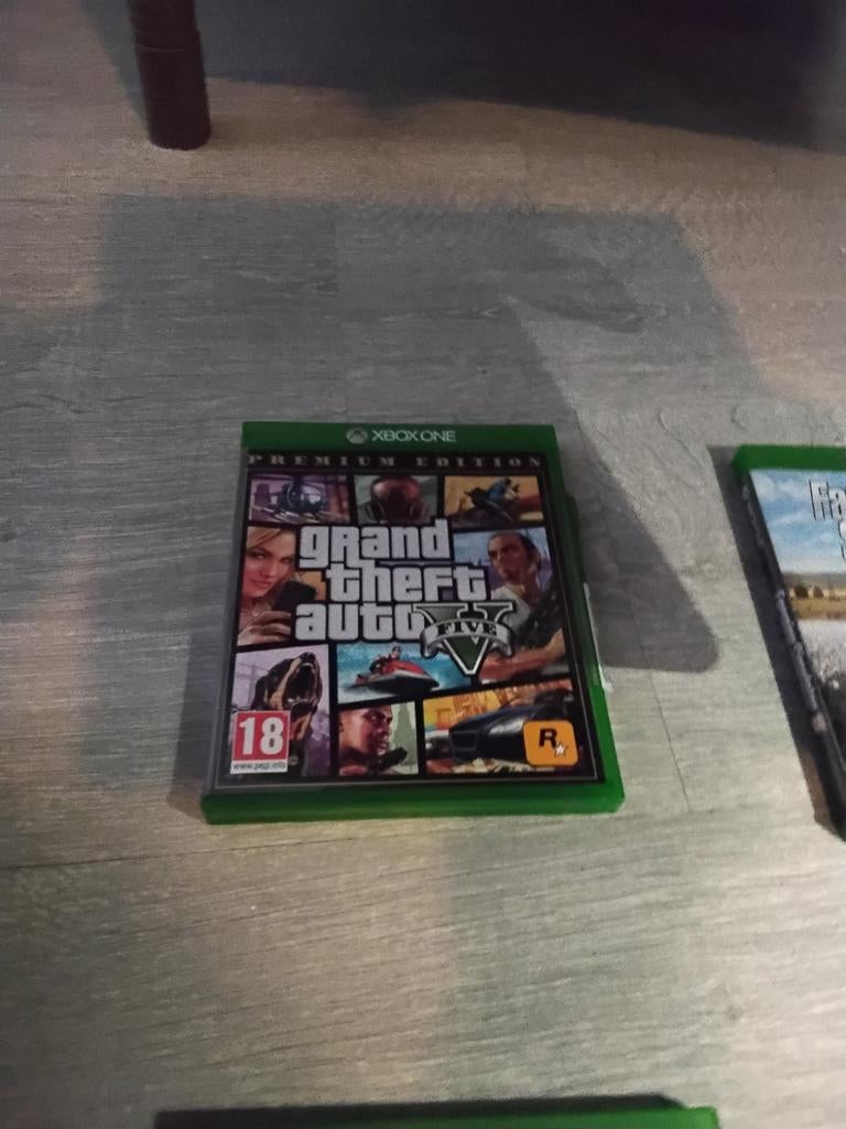 Grand Theft Auto V (GTA 5) Premium Edition Xbox One, Avontuur en Actie, Online, Vanaf 18 jaar, 1 speler
