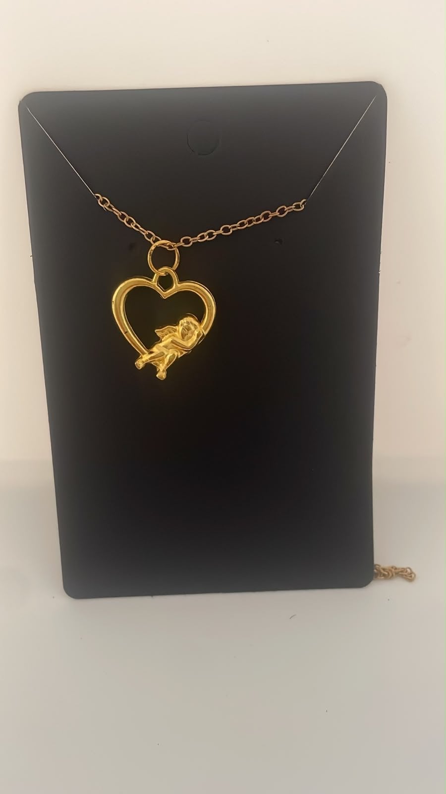 Goudkleurige ketting met hart en engel hanger - Nieuw, Nieuw, Ophalen of Verzenden, Goud, Overige materialen
