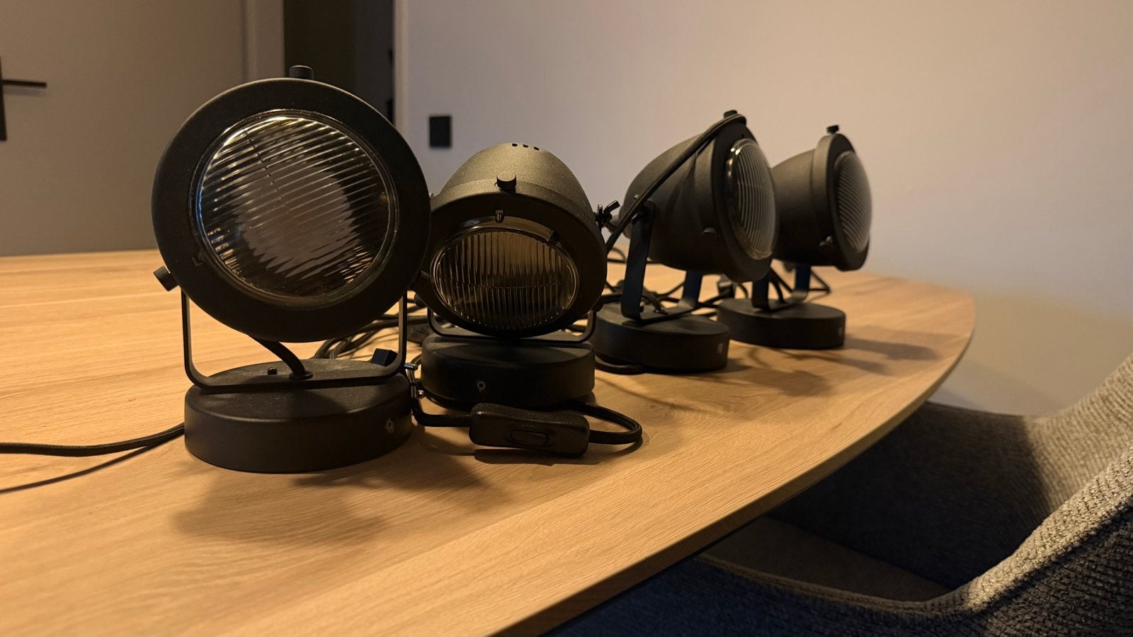 4x Industriële Tafellamp Zwart 18 cm - Emado, Met schakelaar, Ophalen of Verzenden, Zo goed als nieuw, Zwart
