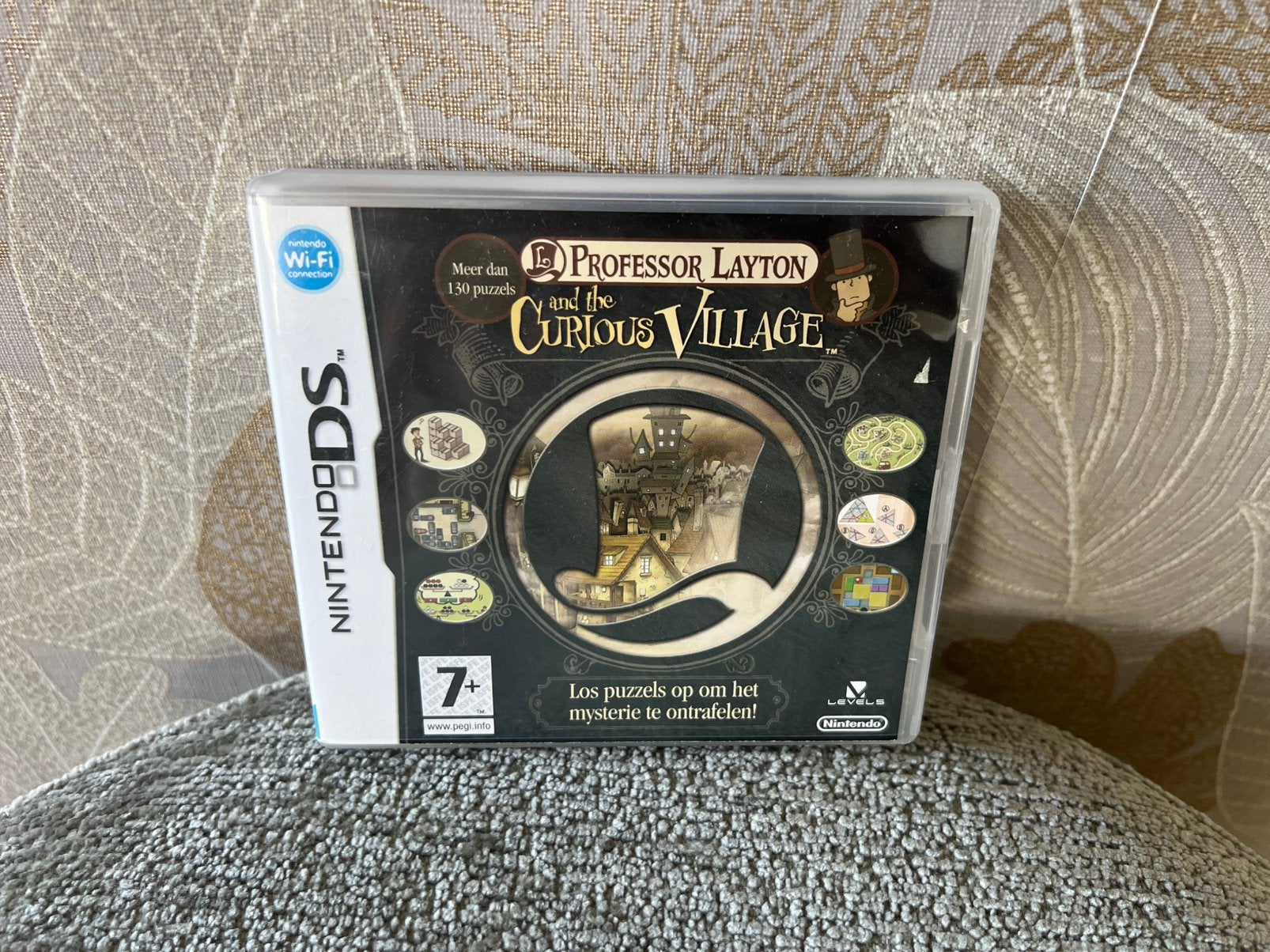 Professor Layton and the Curious Village, Spelcomputers en Games, Ophalen of Verzenden, Zo goed als nieuw