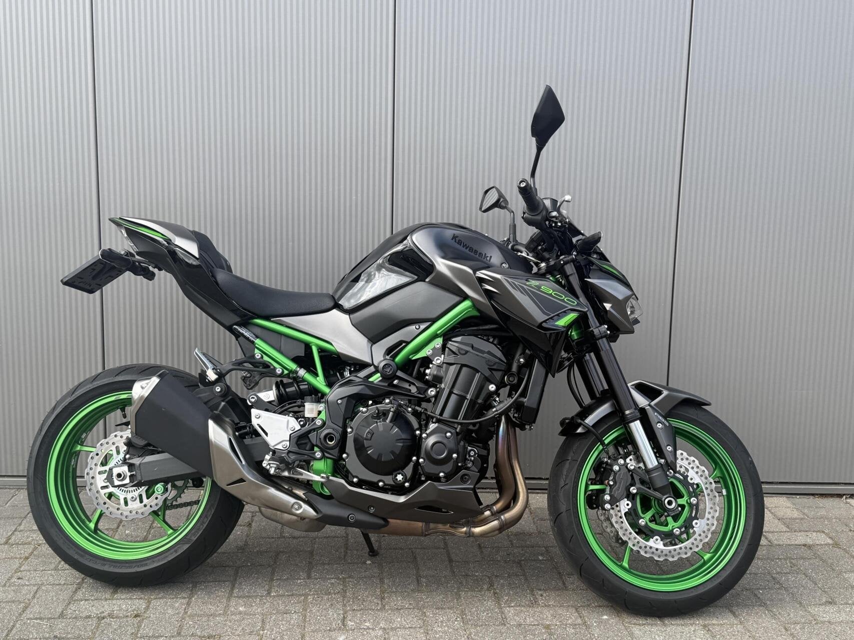 Kawasaki Z900, Motoren, 948 cc, ABS, Meer dan 35 kW, Toermotor