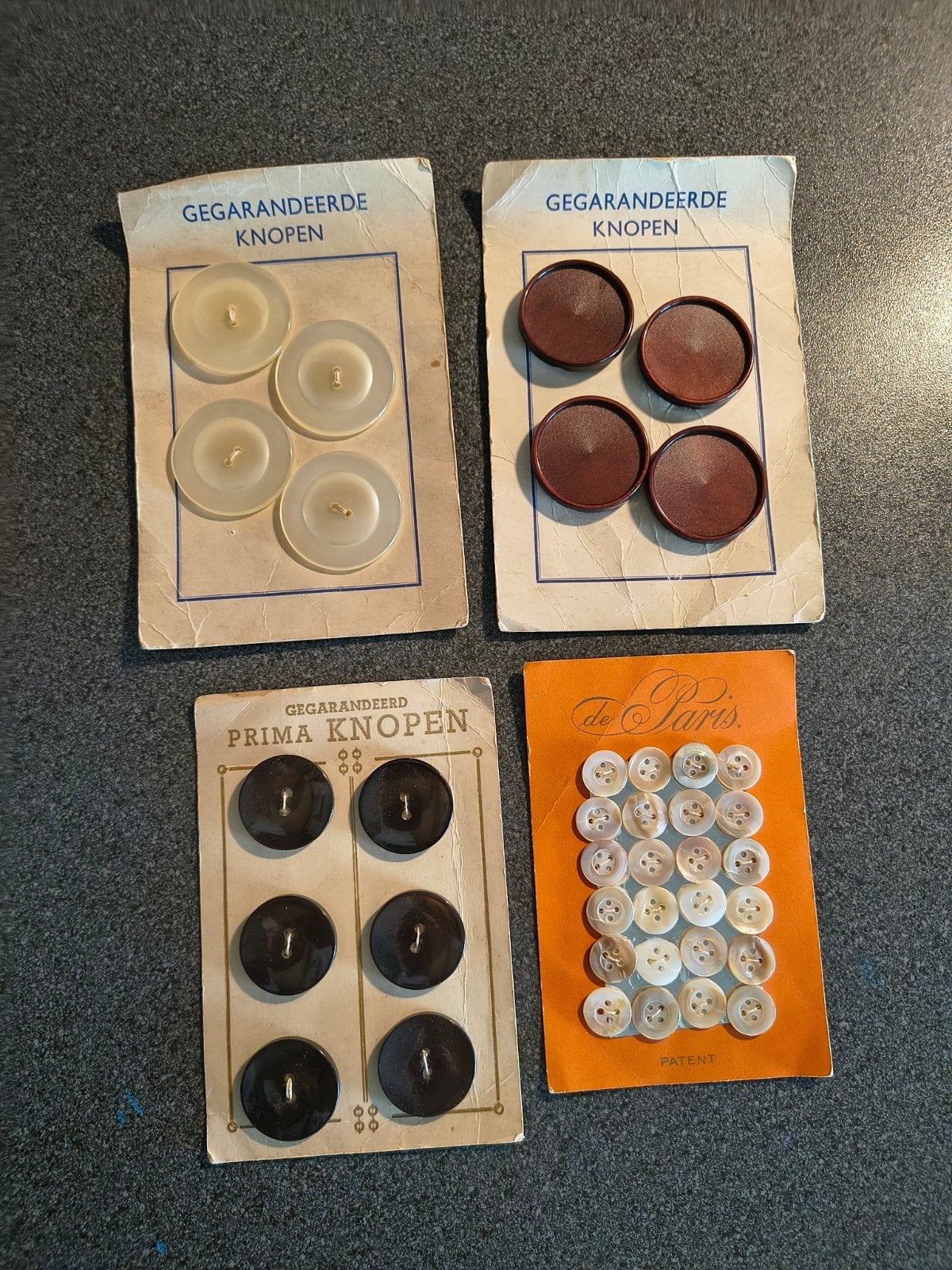 Vintage knopen jaren '40 - diverse sets en maten, Ophalen of Verzenden, Nieuw, Overige typen