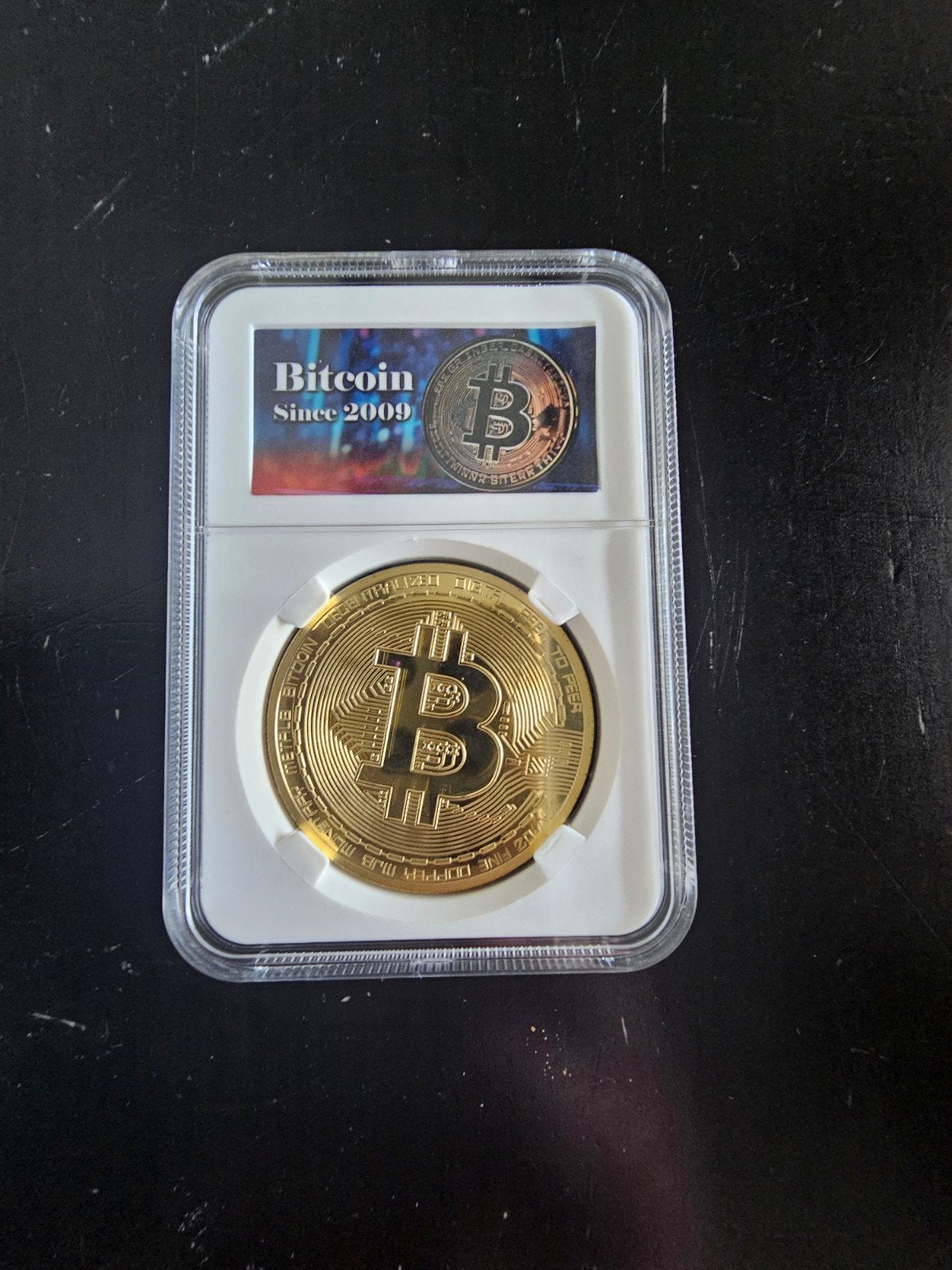 Vergulde Bitcoin Herdenkingsmunt in Beschermende Case, Ophalen of Verzenden, Overige materialen