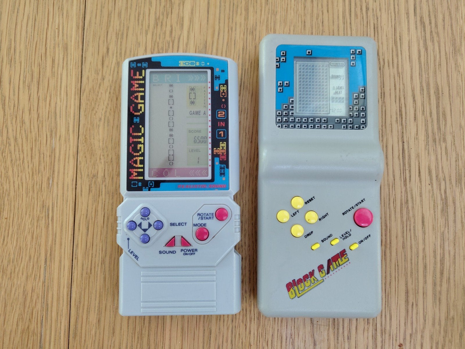 Brick Games, handheld game jaren 90, 2 stuks Magic game, Ophalen of Verzenden
