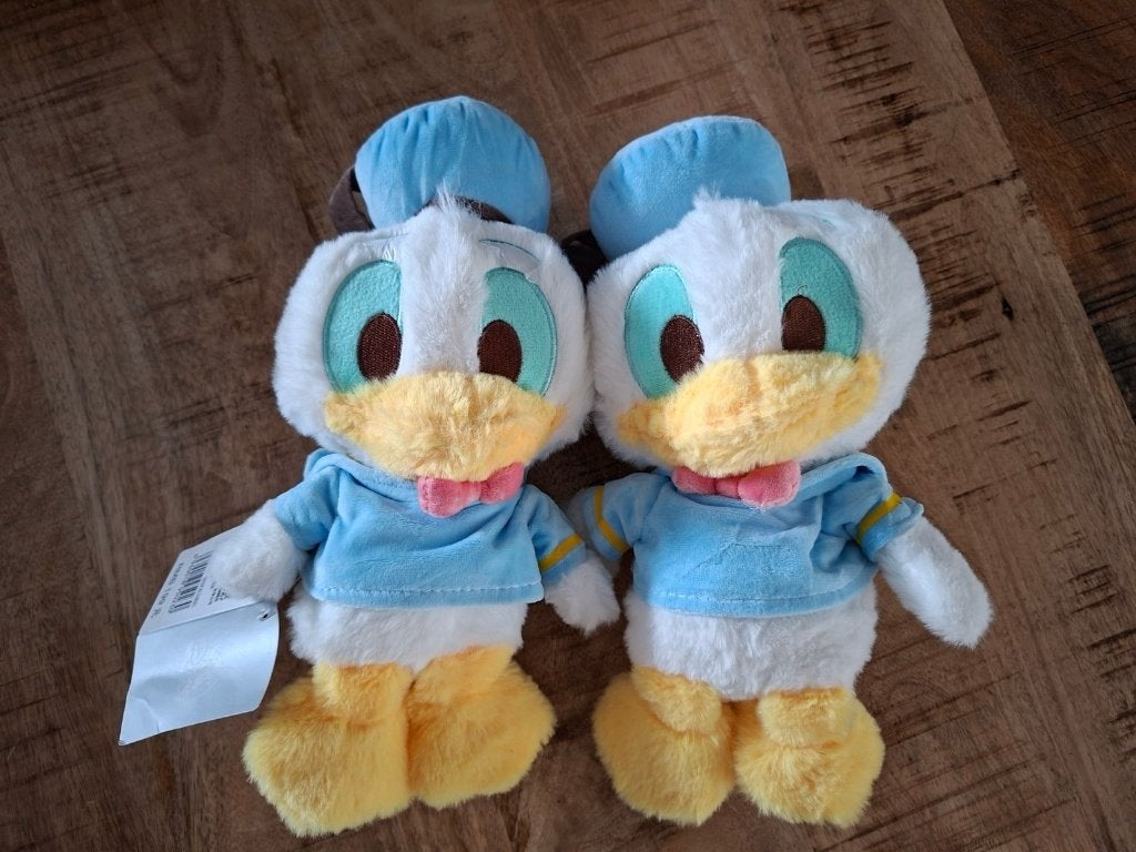 Donald Duck baby knuffels uit de Disney Store / Disneyland., Ophalen of Verzenden, Nieuw, Eend