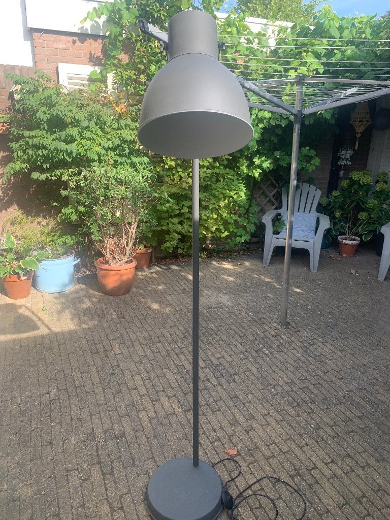 Vloerlamp, Ophalen, Gebruikt, E27 (groot), Metaal