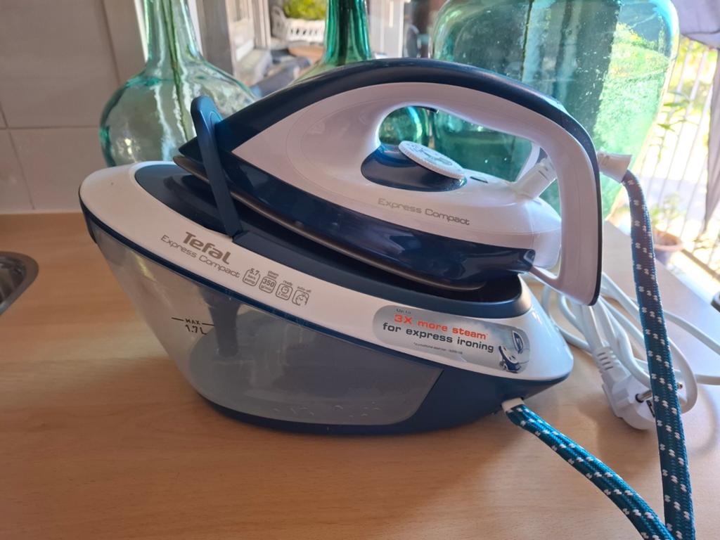 Nieuw daar Tefal Express Compact stoomgenerator - nieuw., Ophalen, Nieuw