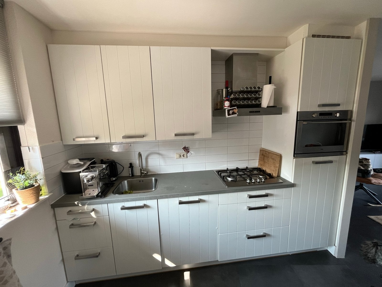 Keuken met vaatwasser en koelkast - Gratis af te halen, Huis en Inrichting, Ophalen, Gebruikt, Wit, Enkelwandige keuken