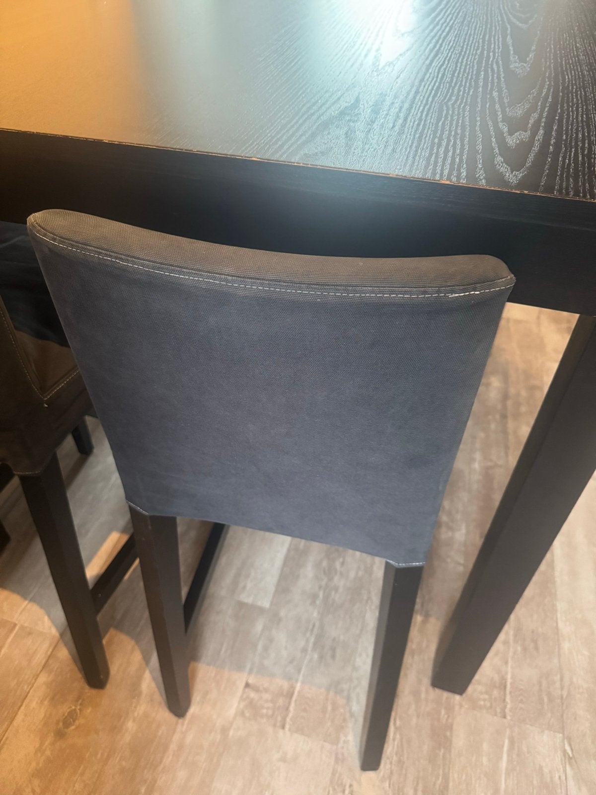 IKEA BERGMUND barkrukken - grijs, afneembaar en wasbaar, Ophalen, Gebruikt, 90 cm of meer, Hout