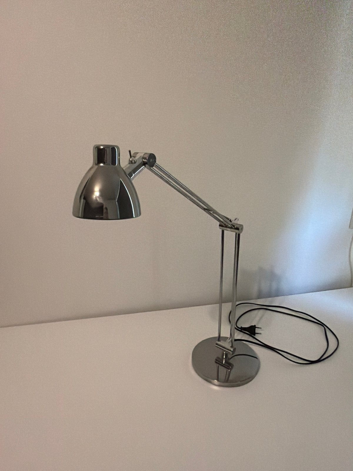 IKEA Antifoni Bureaulamp - Chroom, Verstelbaar, Ophalen, Bureaulamp, LED verlichting, GU10
