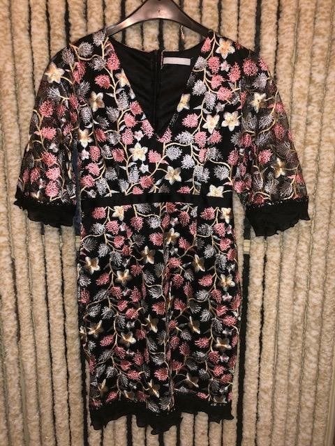 S15 allyson geborduurde gevoerde jurk maat l meer s, Kleding | Dames, Verzenden, Zo goed als nieuw, Knielengte, Maat 36 (S)