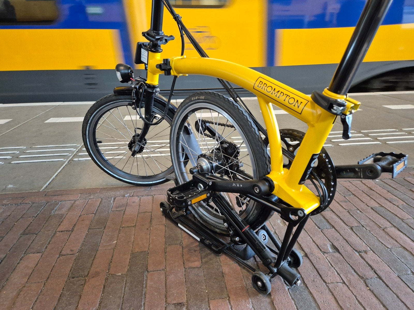 Brompton C-line M6R  Bumblebee Yellow (nov.2024), Ophalen, Brompton, 16 tot 18 inch, Versnellingen
