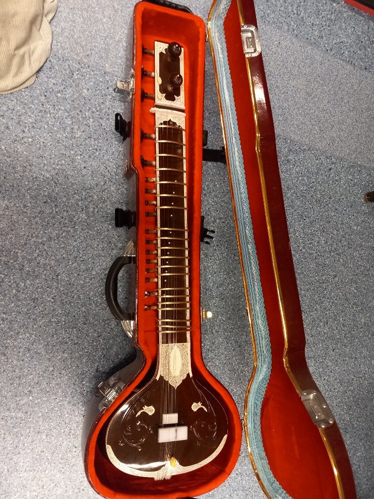 Sitar (Barun Roy - Kolkata) incl. koffer, Ophalen, Zo goed als nieuw, Overige typen
