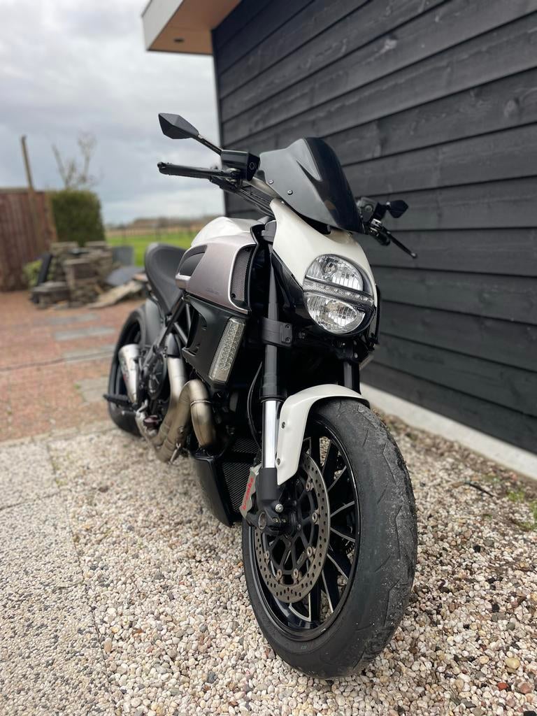 Ducati Diavel 1200 | GPR uitlaat | Lage km | Topstaat, 2 cilinders, Motorrijbewijs A, Particulier, Meer dan 35 kW
