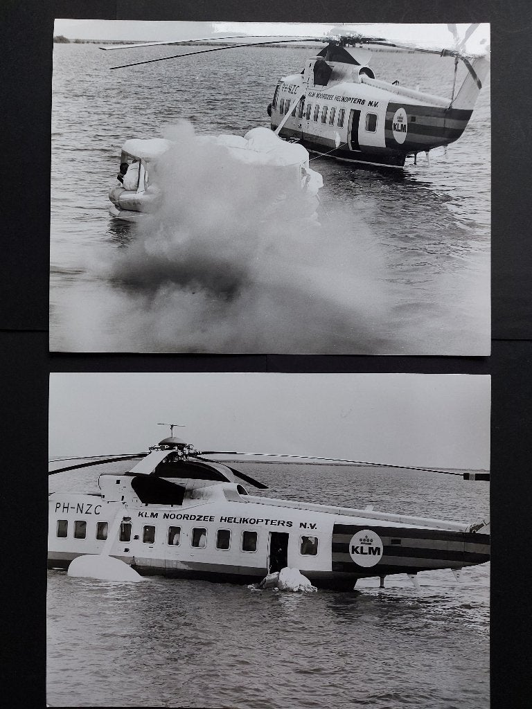 2 foto's van een KLM Helikopter de PH-NZC (F1006), Ophalen of Verzenden, Gebruikt, Kaart, Foto of Prent