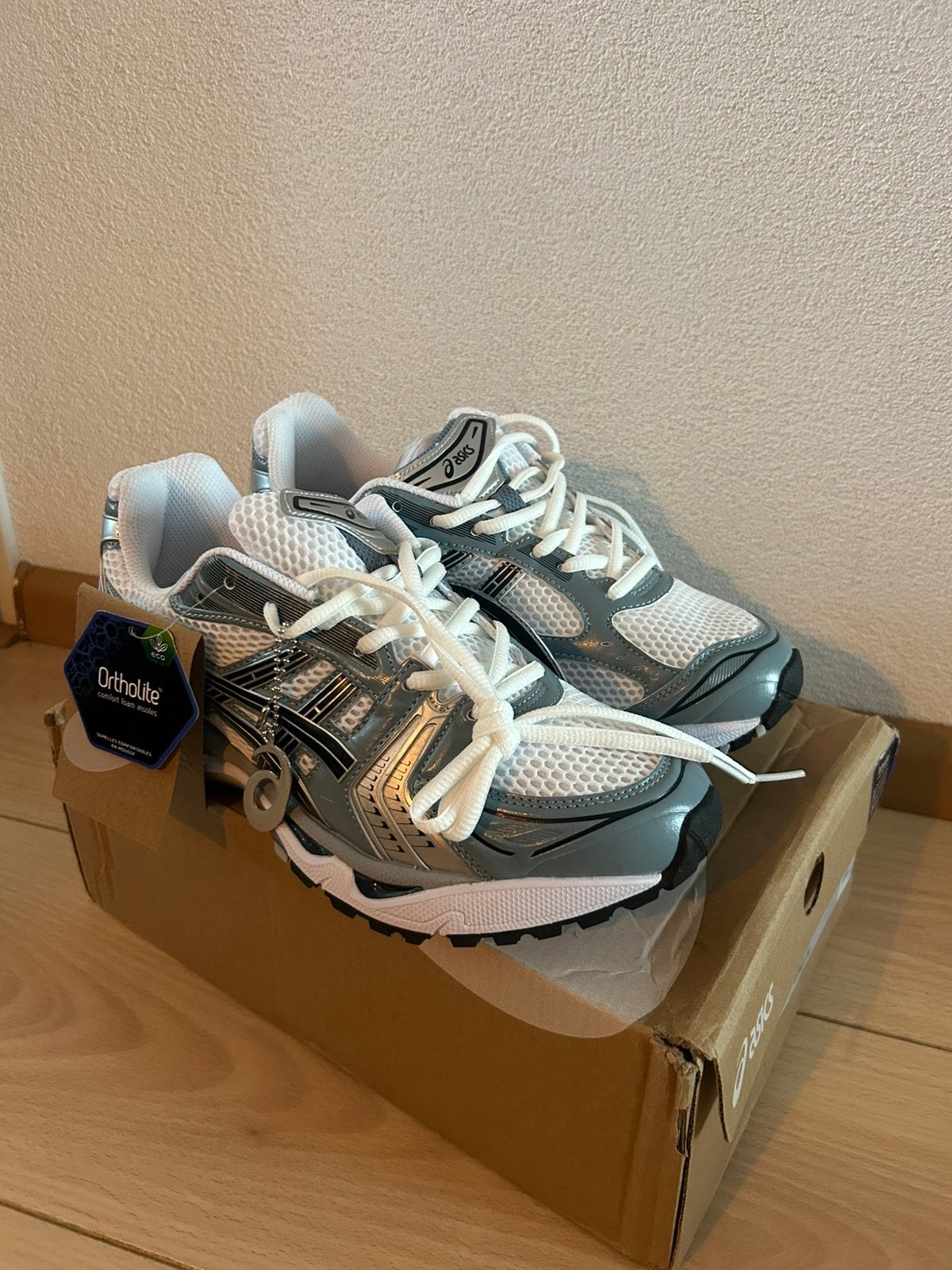 Asics GEL-KAYANO 14, Ophalen of Verzenden, Nieuw, Wit