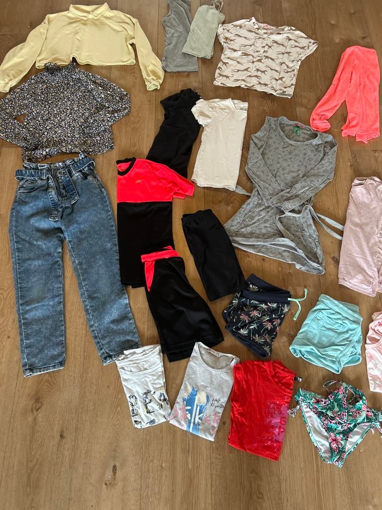 Kledingpakket Meisje Maat 146 -  lente /zomer /kleren meisje, Ophalen, Zo goed als nieuw