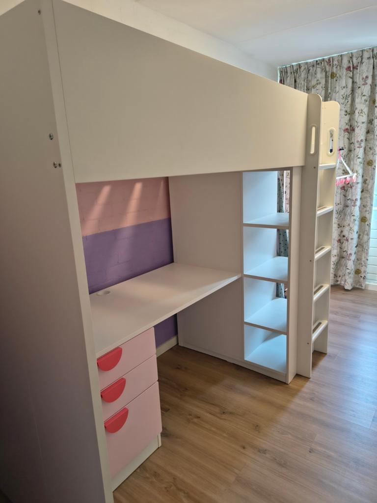 Mooie hoogslaper met kledingkast en groot bureau, Ophalen, Zo goed als nieuw, Hoogslaper