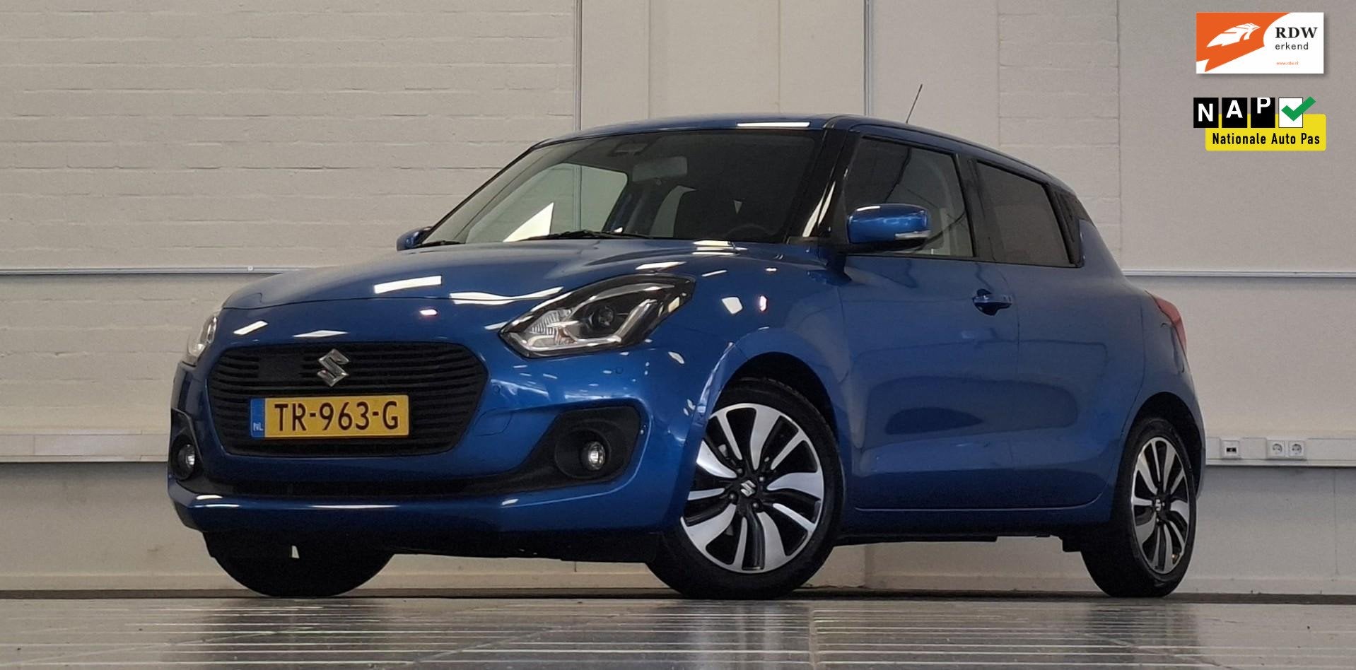 Suzuki Swift 1.0i Stijl Automaat Apple Carplay/Android Auto, Auto's, Stof, Gebruikt, Swift, Bedrijf