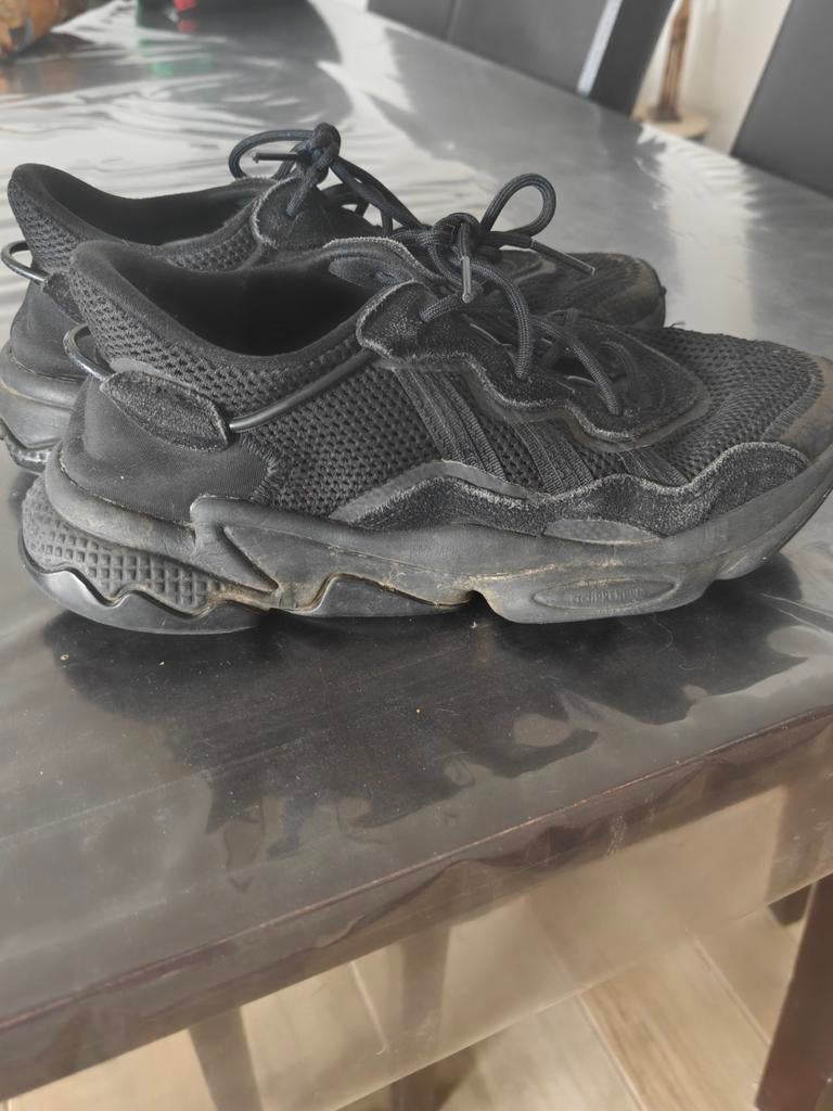 Adidas ozweego's maat 42,5, Kleding | Heren, Schoenen, Ophalen of Verzenden, Zo goed als nieuw