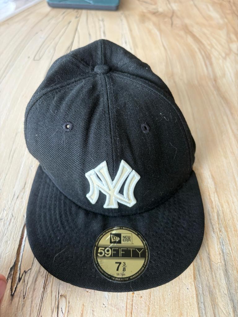 New Era New York Yankees Pet - Glow in the Dark - Wol, Ophalen of Verzenden, Zo goed als nieuw, Pet