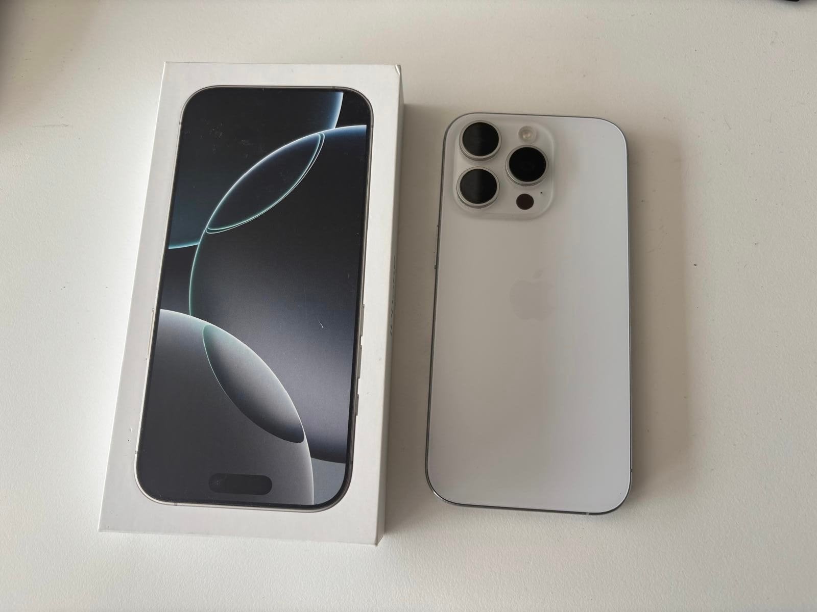 Apple iPhone 16 Pro 256GB White Titanium, Telecommunicatie, Mobiele telefoons | Apple iPhone, Gebruikt, 89 %, Wit, Ophalen of Verzenden