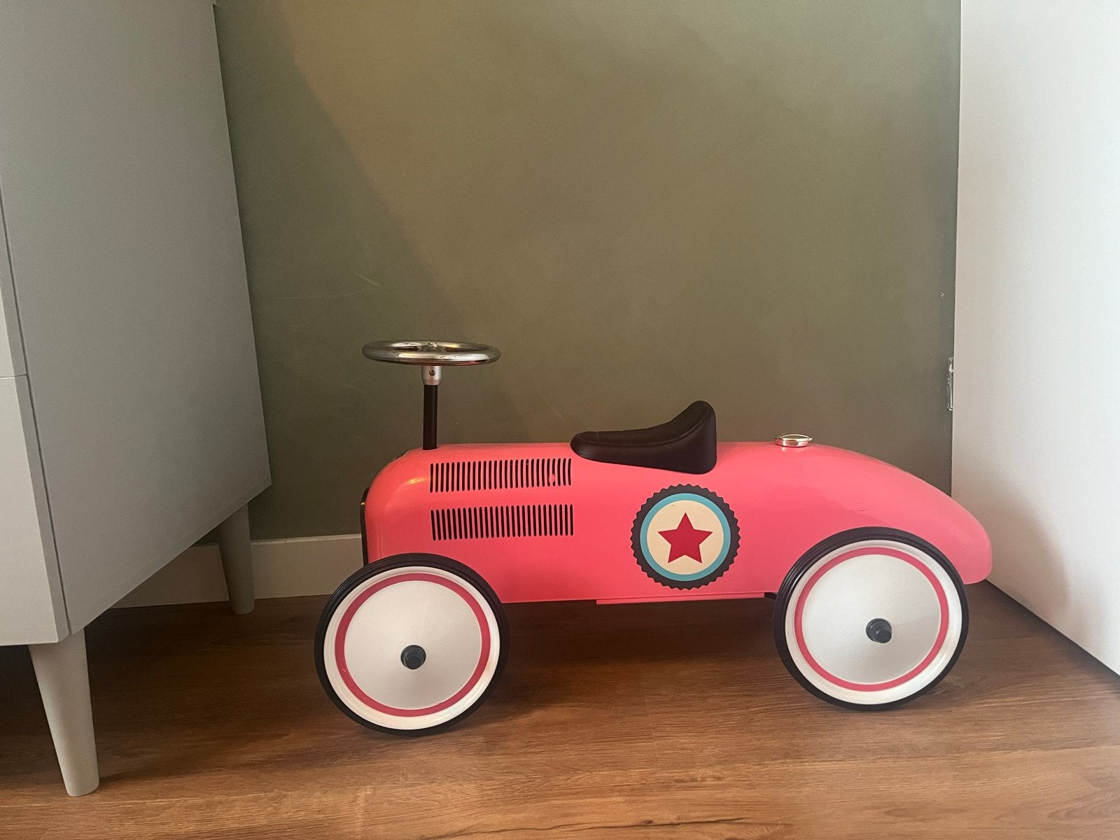 Roze Retro Loopauto voor Kinderen, Ophalen, Zo goed als nieuw