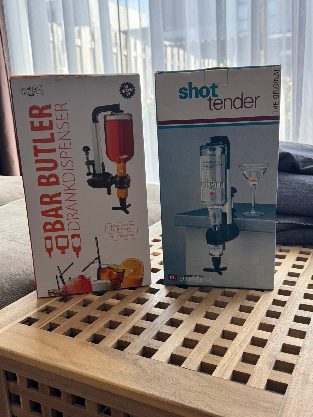 Drankdispenser 2 stuks, Ophalen of Verzenden, Zo goed als nieuw, Overige merken