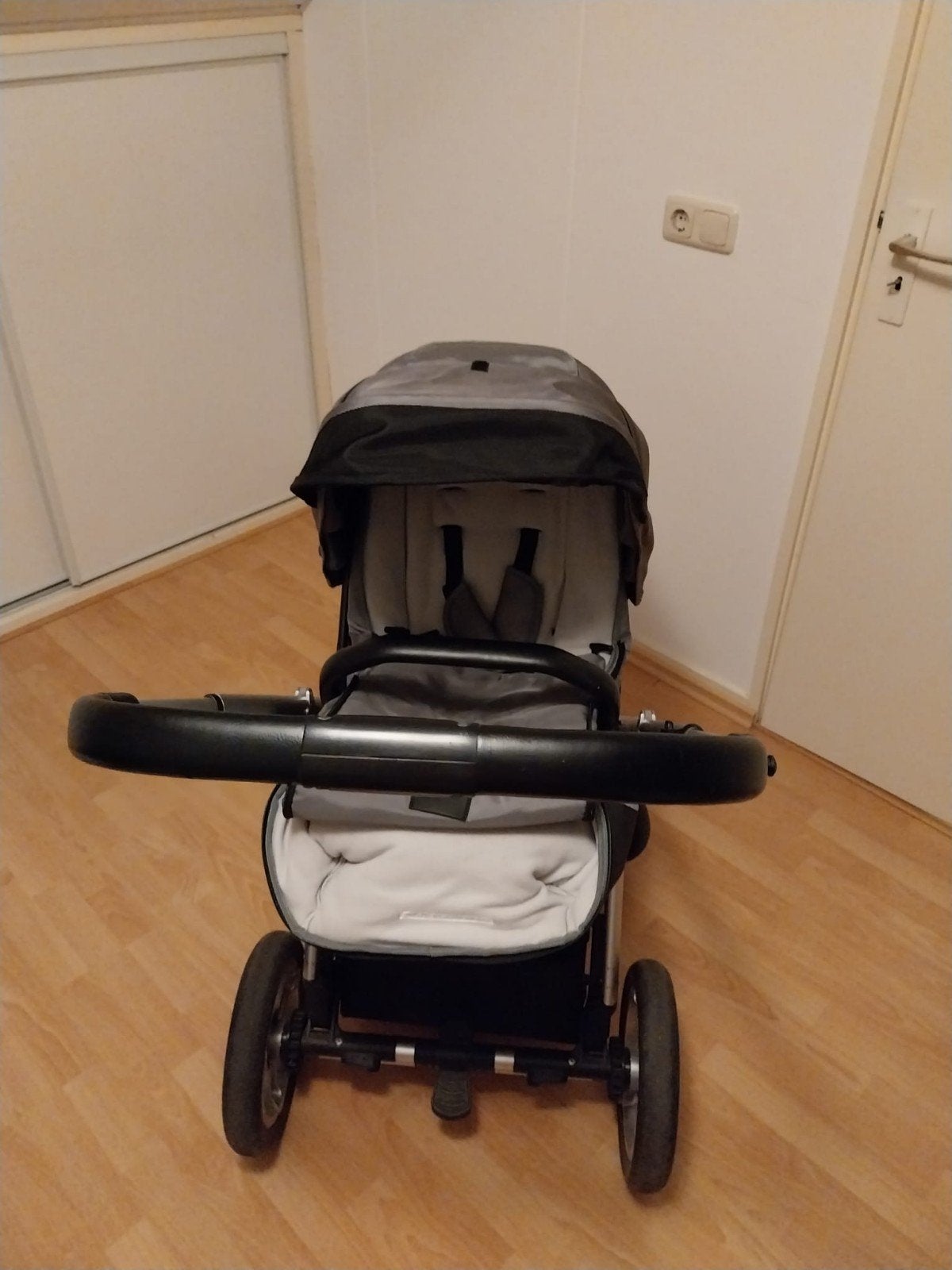 Mutsy kinderwagen met reiswieg en accessoires, Ophalen, Gebruikt, Combiwagen, Mutsy