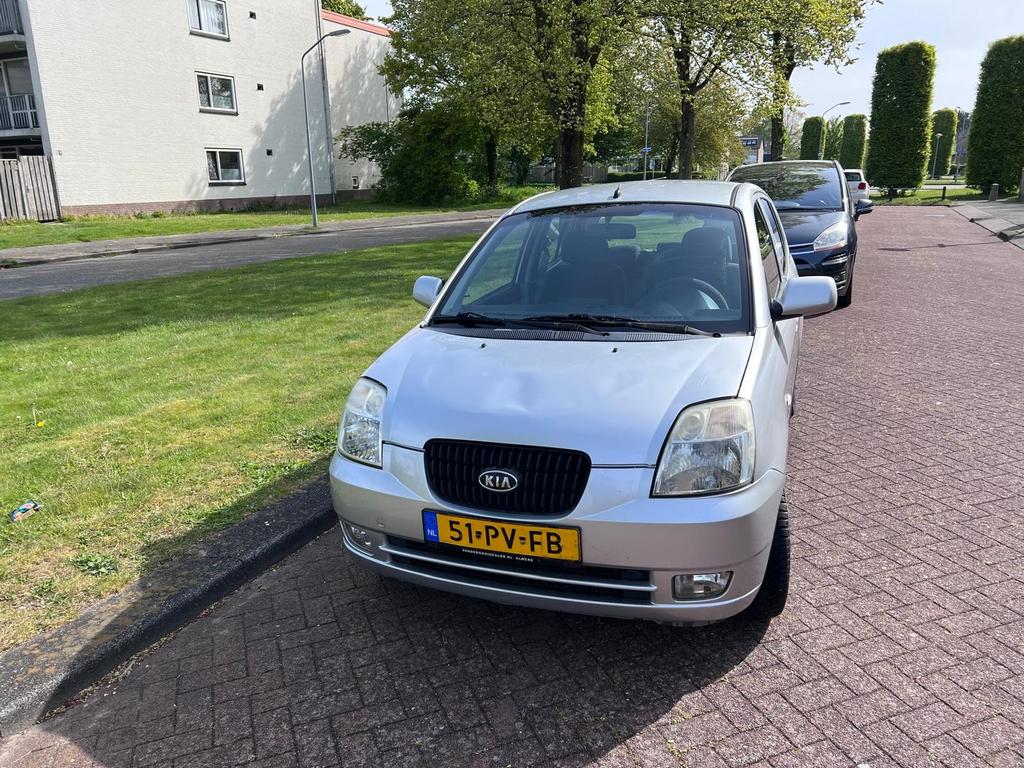Kia Picanto 1.1 AUT 2004 Grijs, 4 cilinders, Origineel Nederlands, 400 kg, Particulier