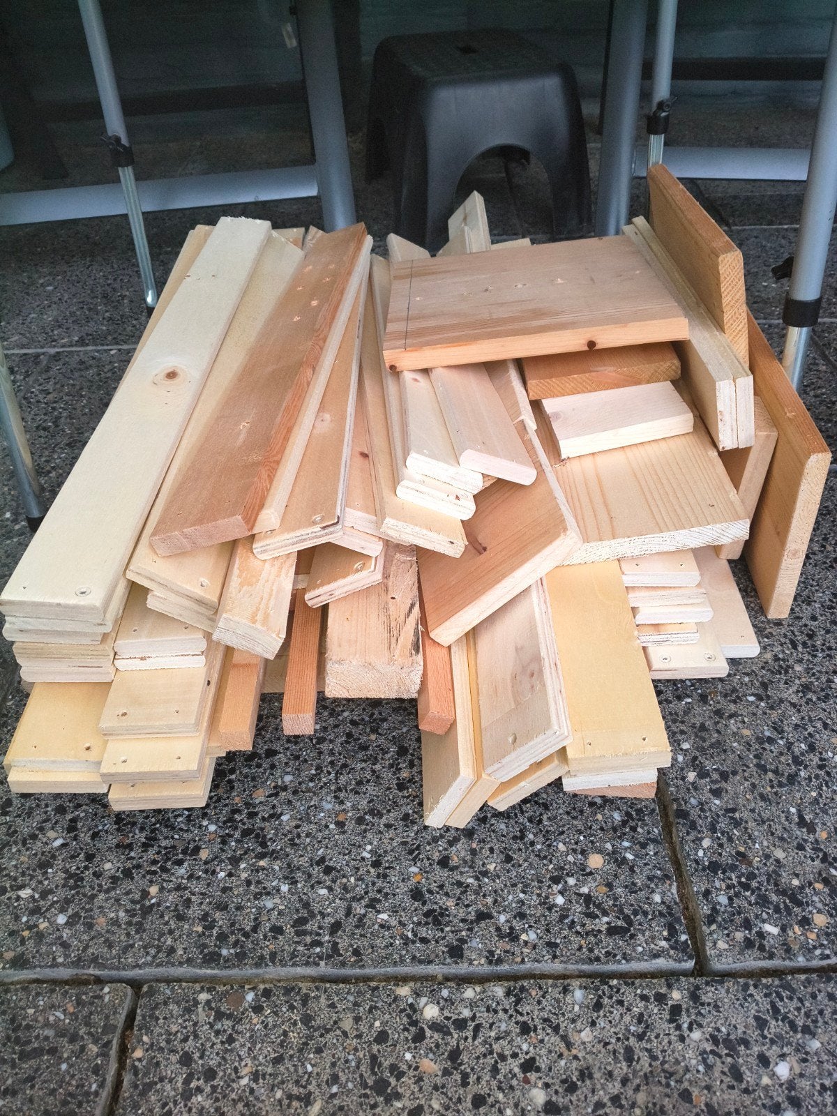 GRATIS houten rest planken (stookhout??), Ophalen, Minder dan 25 mm, Grenen, Plank