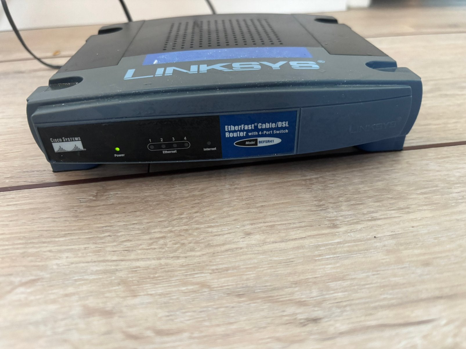 Linksys EtherFast Cable/DSL Router BEFSR41, Ophalen, Gebruikt