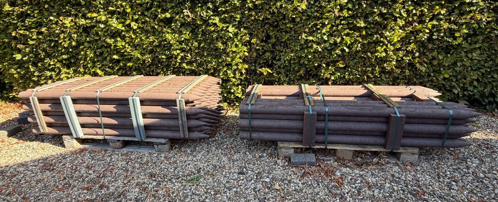 100 Kunststof ronde palen, bruin, nieuw, lengte 2 meter, Ophalen, Nieuw, 180 tot 250 cm, Palen