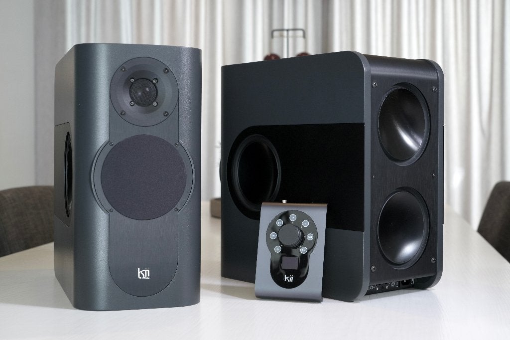 Kii Audio THREE System + Kii Control | Dark Grey, Ophalen of Verzenden, Zo goed als nieuw, Studiomonitor, Overige merken