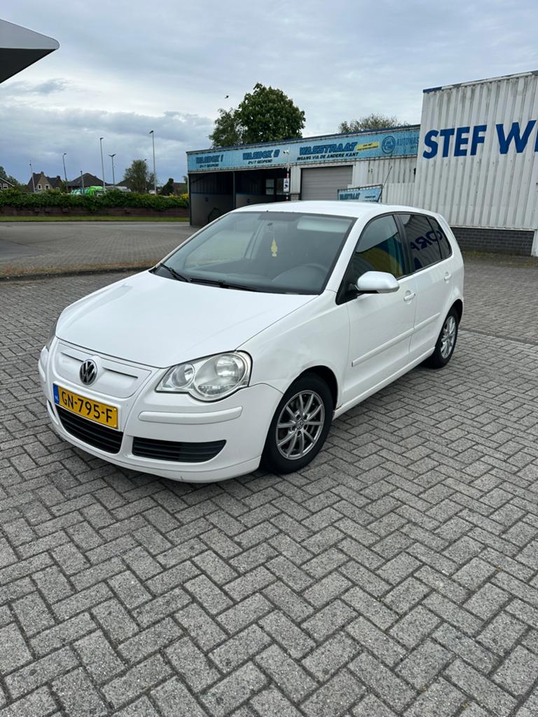 Volkswagen polo 1.4 tdi 2009, Auto's, Peugeot, Voorwielaandrijving, 4 cilinders, Zwart, Origineel Nederlands