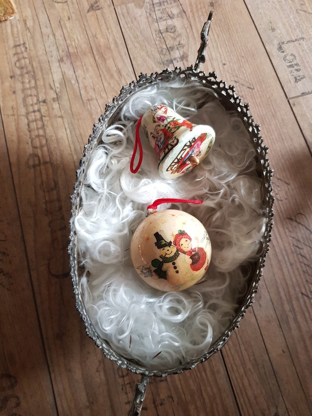 kerstballen papier maché kerstklokje, Diversen, Ophalen of Verzenden, Zo goed als nieuw