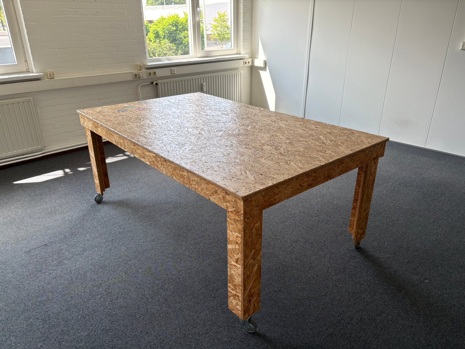 Tafel : 200 x 120 (op wieltjes), Ophalen, Gebruikt, 100 tot 150 cm, Vijf personen of meer