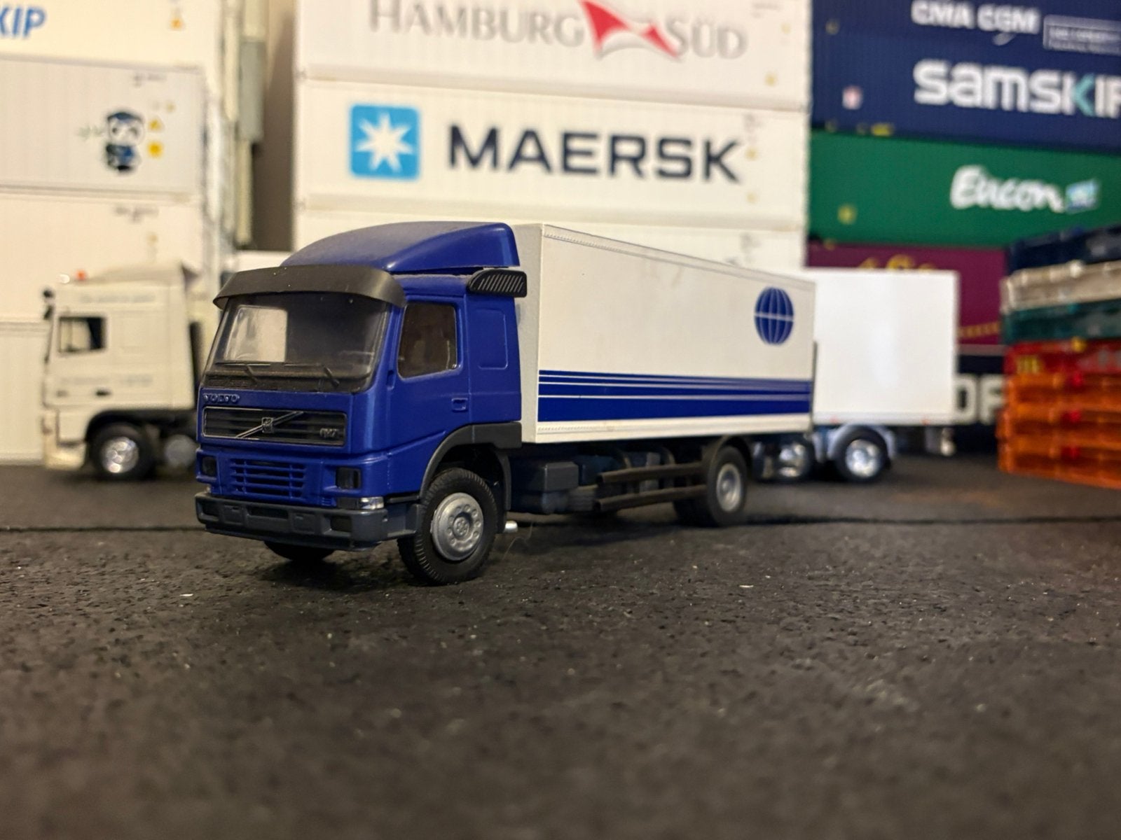 Conrad volvo fm bakwagen, Ophalen of Verzenden, Zo goed als nieuw, Bus of Vrachtwagen, Conrad