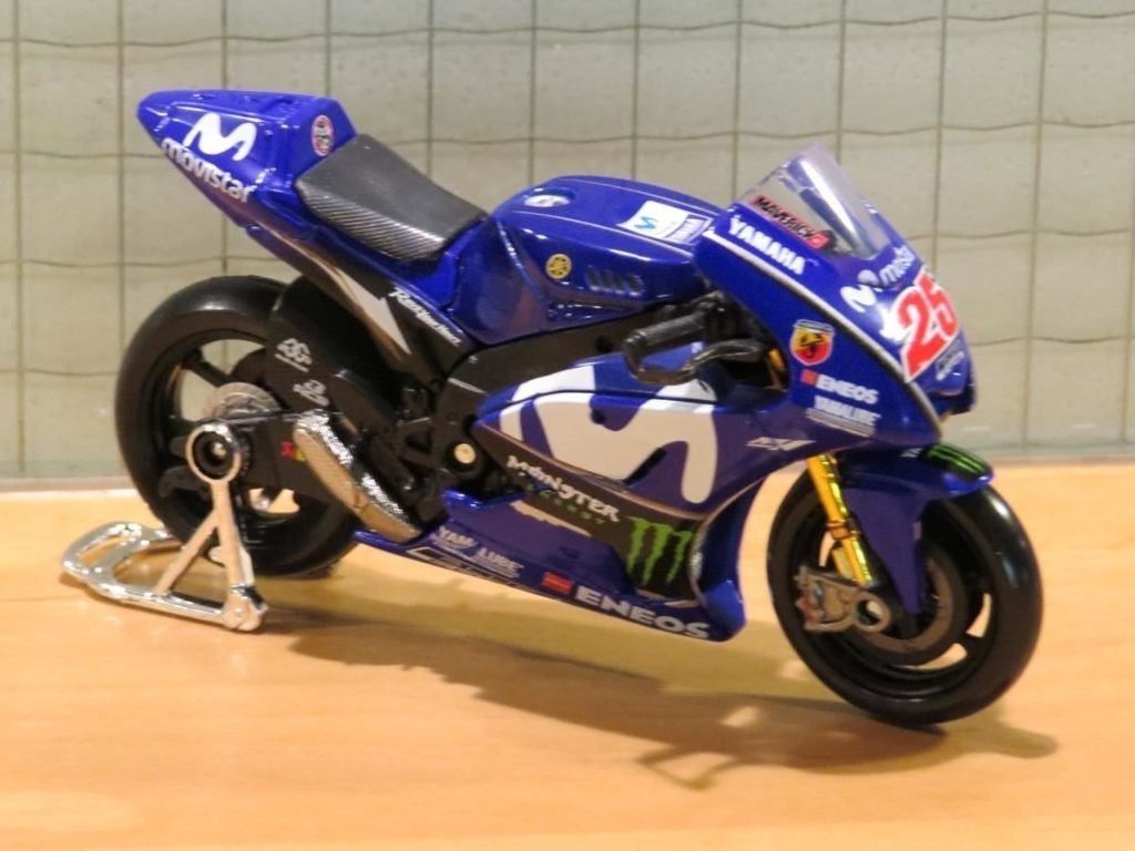 Maverick Vinales Movistar Yamaha YZR-M1 2018 1:18 31594, Hobby en Vrije tijd, MayCheong, Maisto, Nieuw, Ophalen of Verzenden