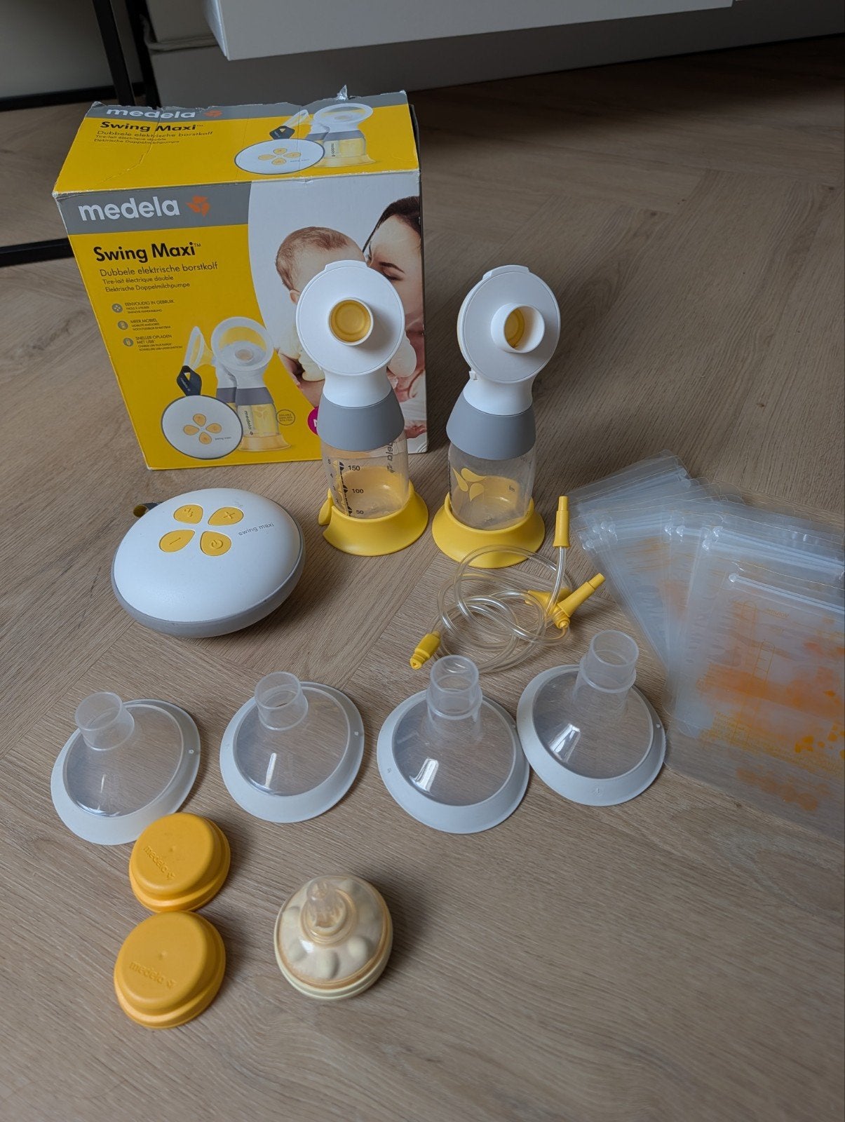 Medela Swing Maxi Dubbele Elektrische Borstkolf, Ophalen of Verzenden