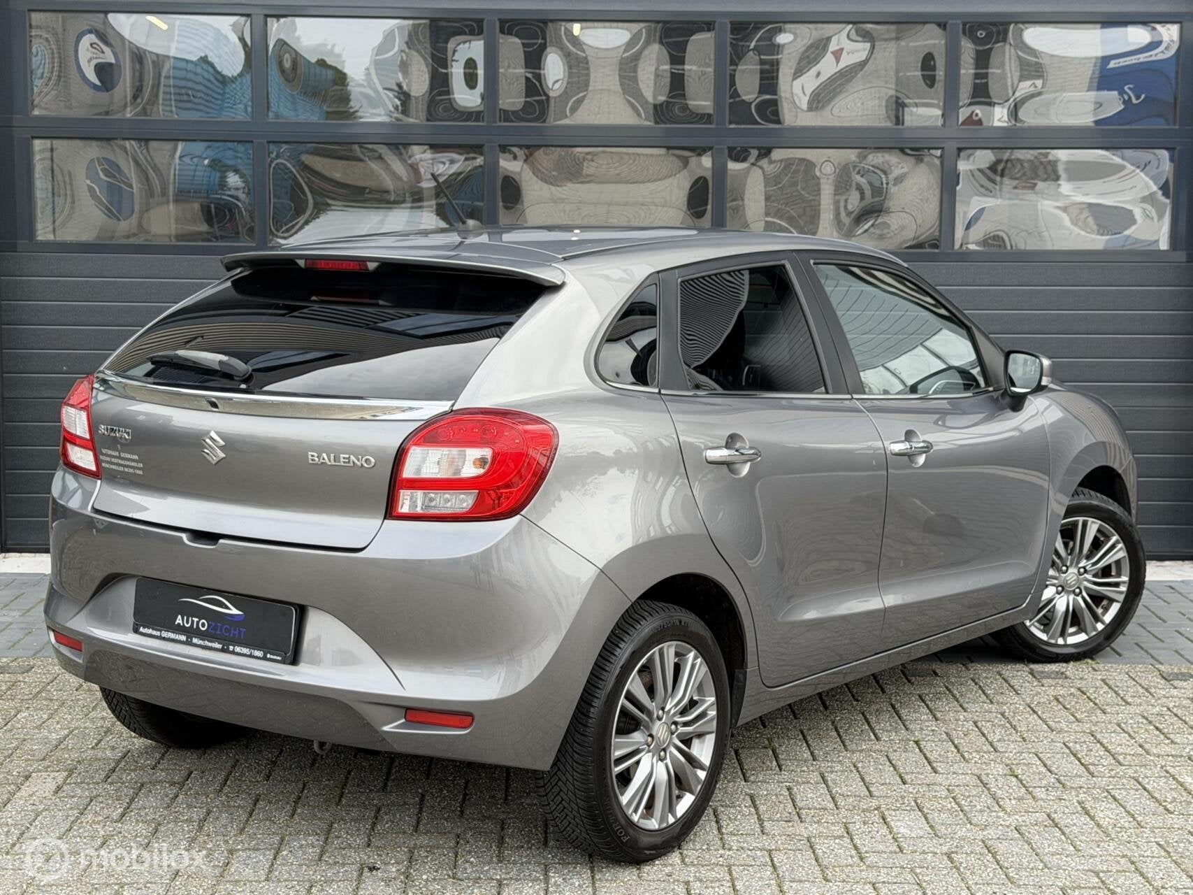 Foto 4 van Suzuki Baleno 1.0 Boosterjet High Executive | Camera | ACC